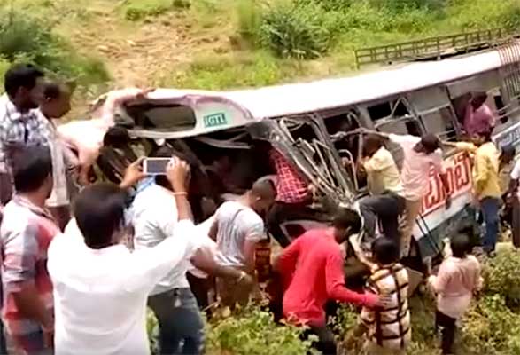 telangana_bus_accident