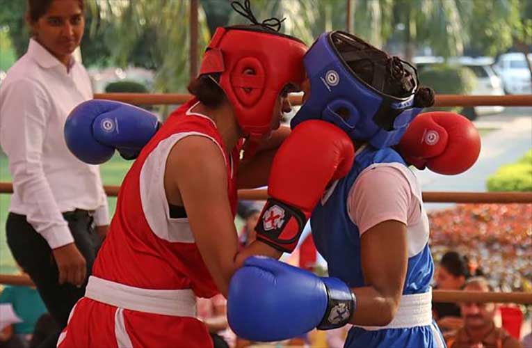 women-boxers