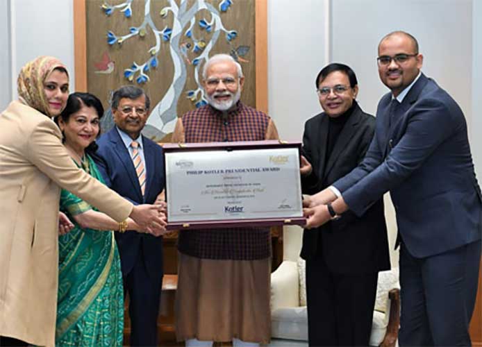 modi_awarded2