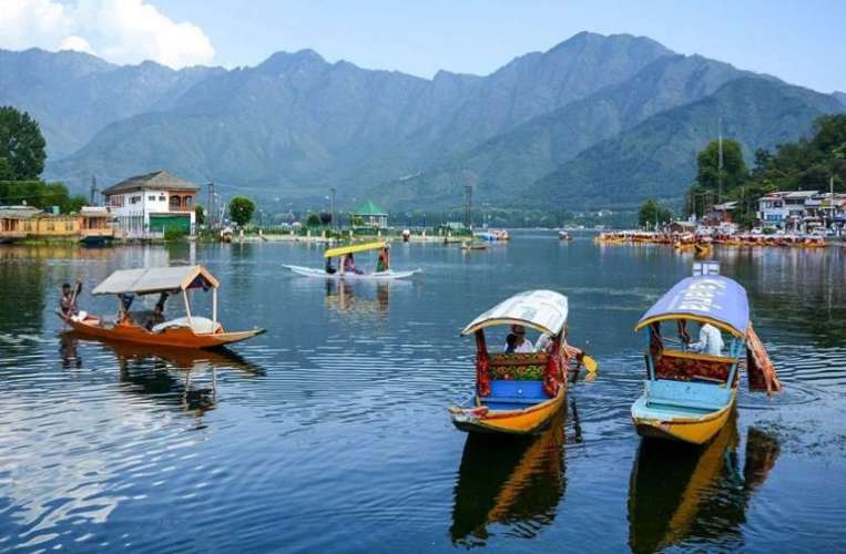 kashmir_lake