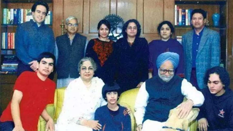 Manmohan Singh with family