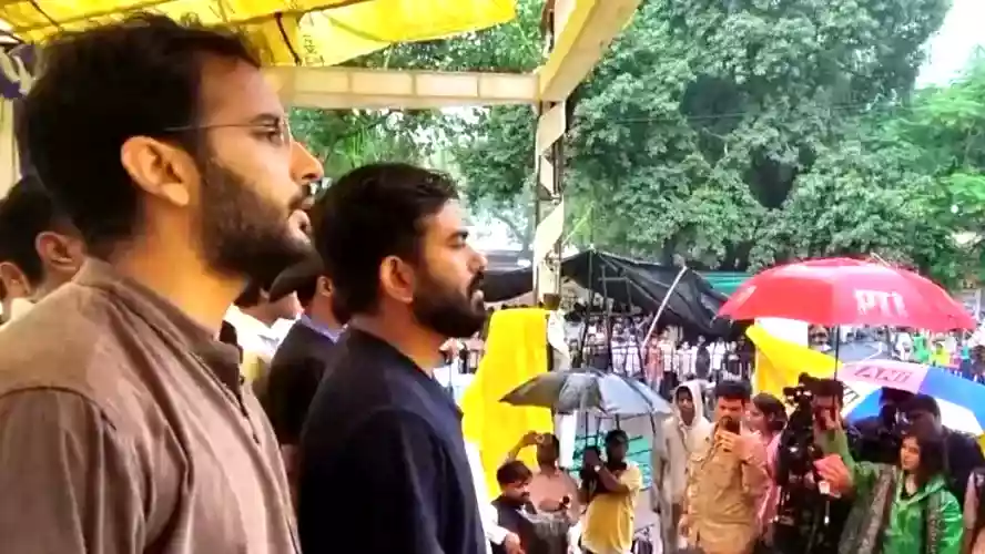 जंतर मंतर से निकलती संभावनाएं